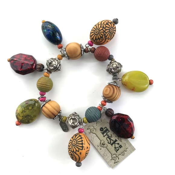 Treska Jewelry - Treska Cusco Boho stretch bracelet